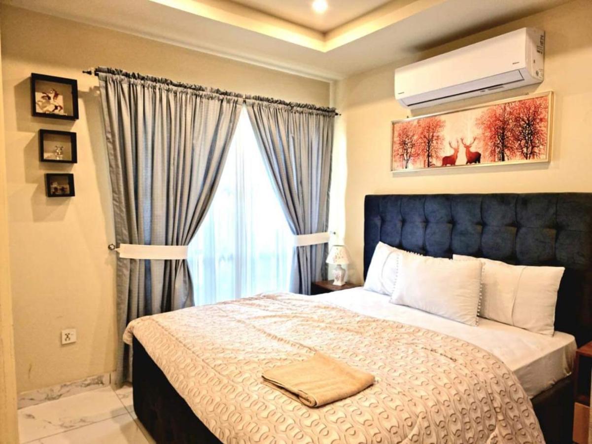 Comfortable & Lovely 1 Bed Apt In Bahria Town Равалпінді Екстер'єр фото