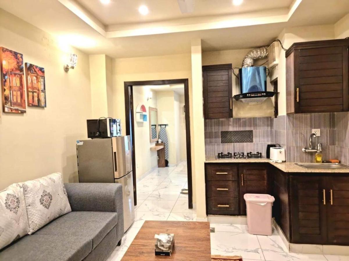 Comfortable & Lovely 1 Bed Apt In Bahria Town Равалпінді Екстер'єр фото
